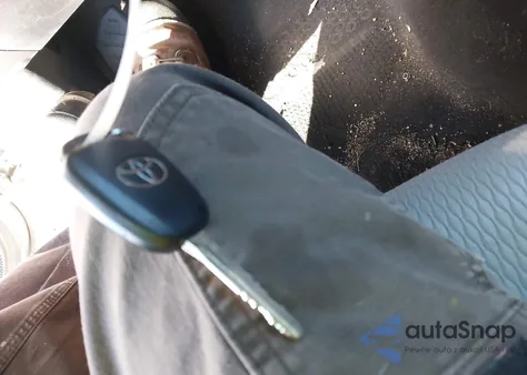 2019 Toyota Corolla Le from USA, damaged, VIN 2T1BURHE1KC195794